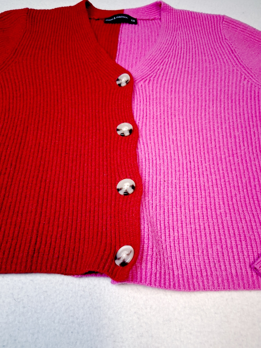 moon & madison Red and Pink Ribbed Colorblock Button Cardigan - Picture 5 of 5